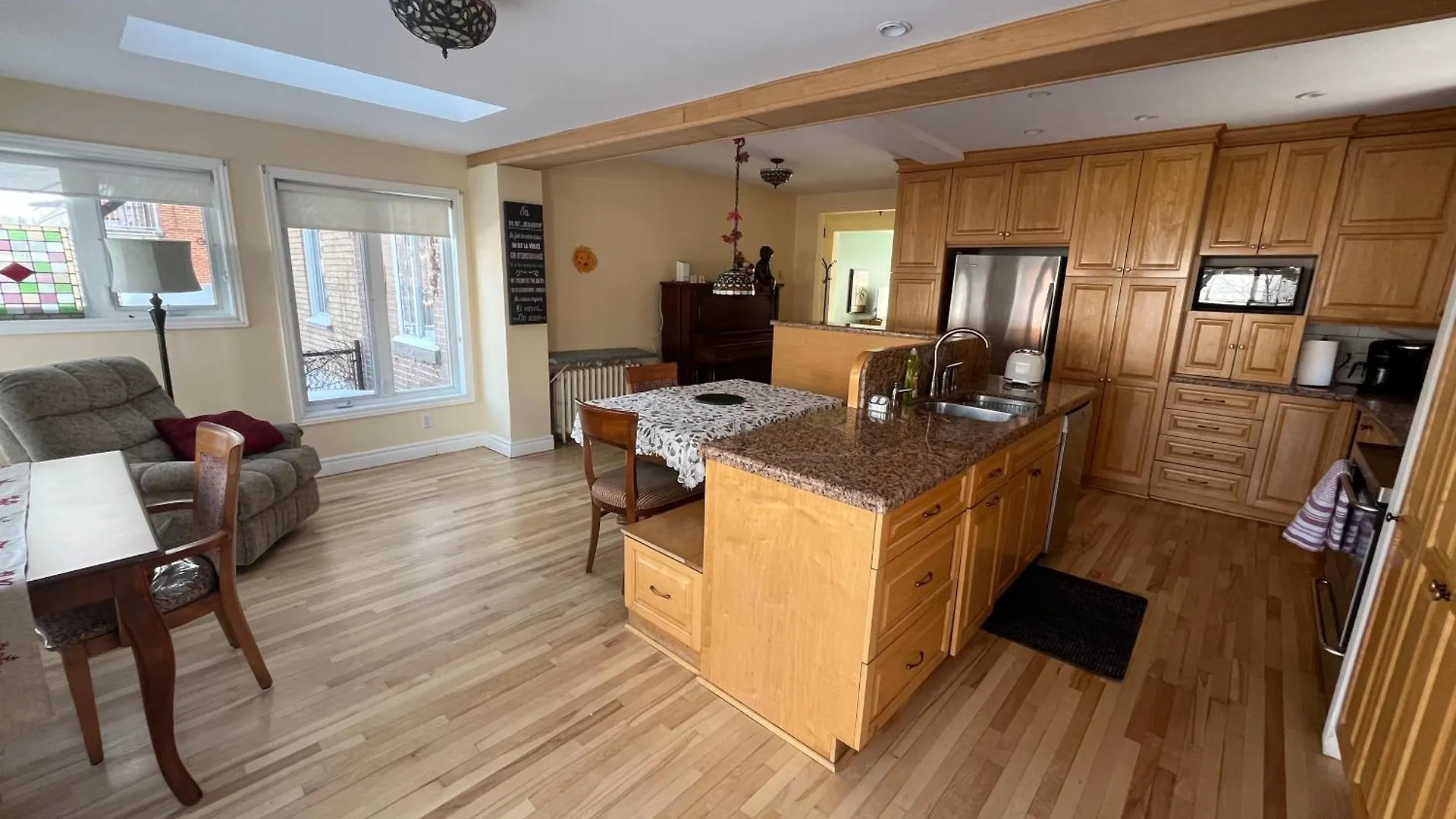 Rachel'S Smiling House! 2 Chambres, Accueillant Et Charmant مونتريال كندا